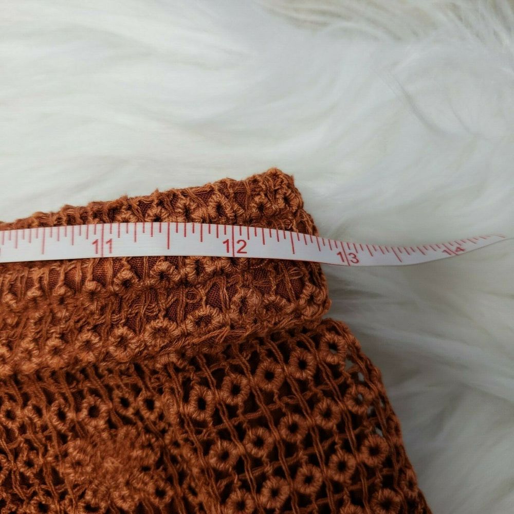 ABERCROMBIE & FITCH Rust Crochet High Rise Shorts - Picture 7 of 9